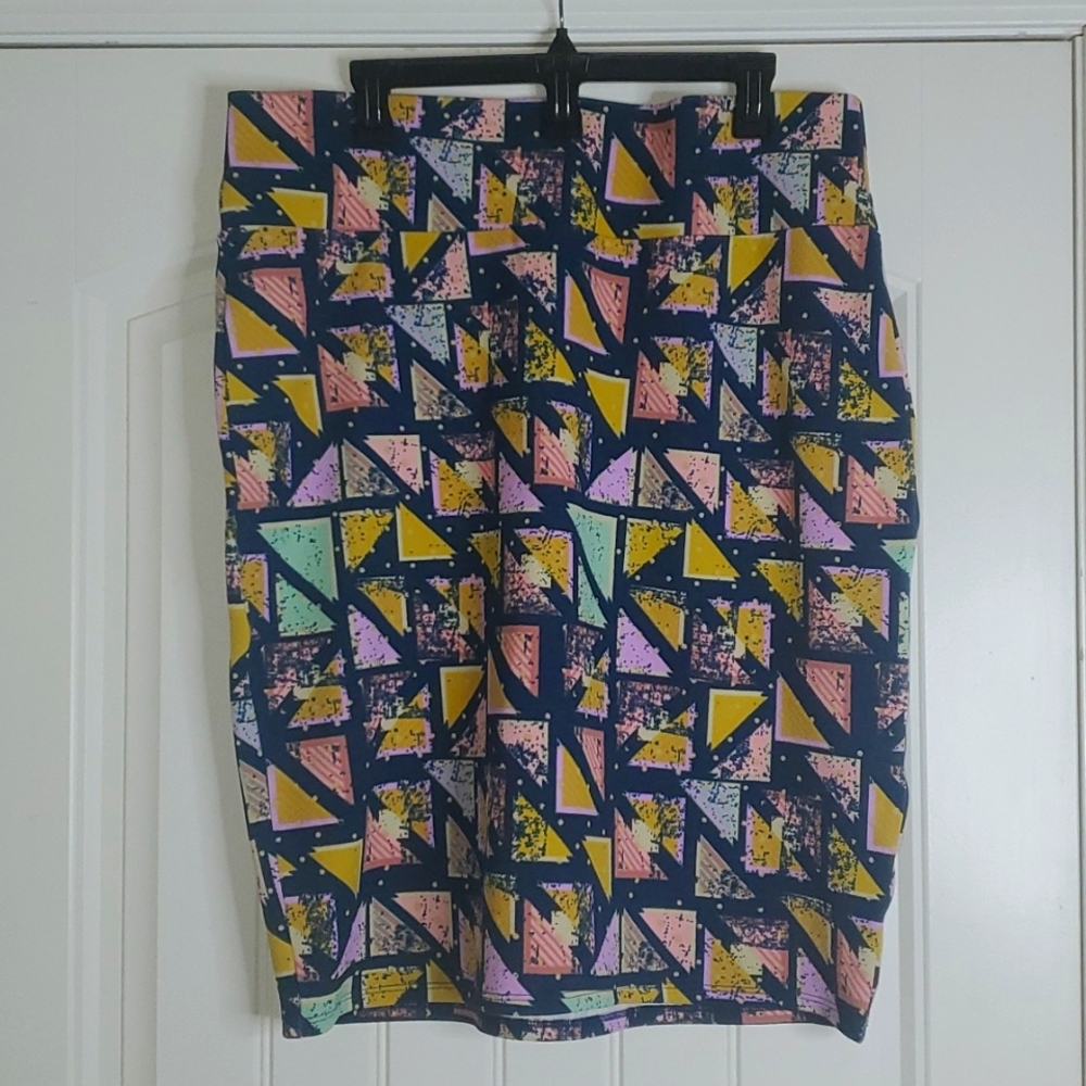 [🤑 2 For $16]LuLaRoe Cassie Skirt 3XL
